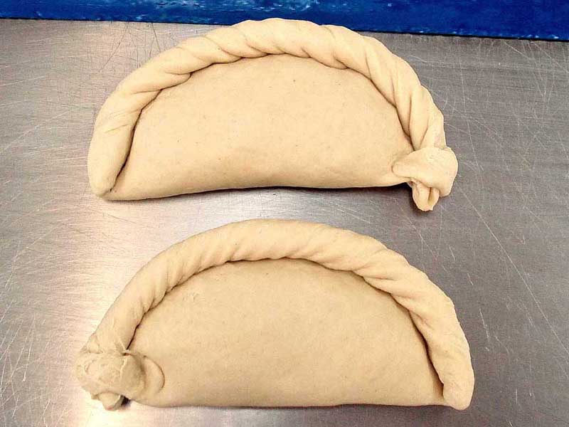 Left & right-hand crimped pasties pasties - note the roll of the crimped-up crust